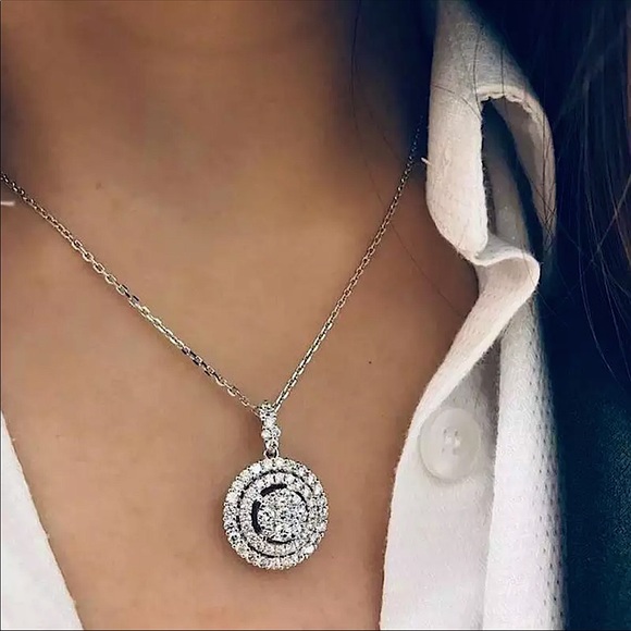 đź’™Sterling Silver Round Pendant Necklace - Picture 2 of 3